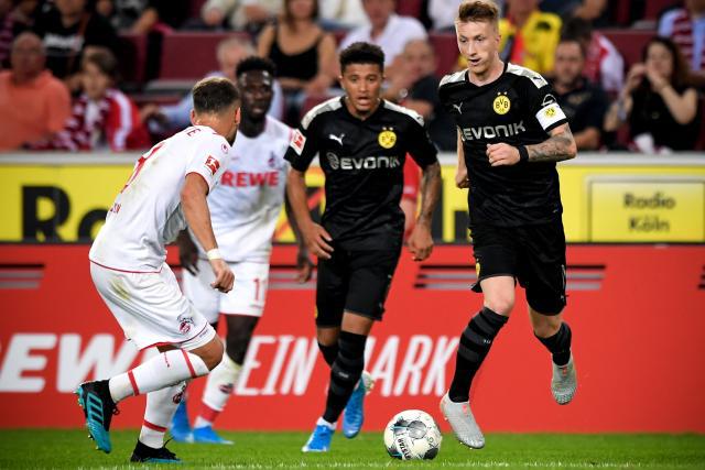 周鹏19分深圳不敌广东 洛夫顿43+18上海胜天津