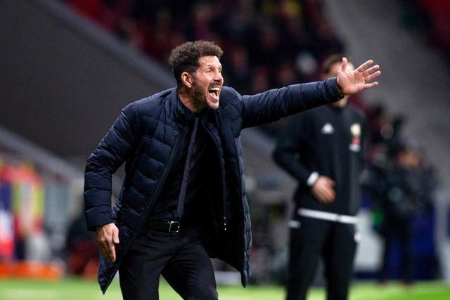 每体：关于巴萨用藤森给奥尔莫注册的猜测不实